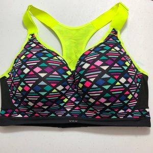 Victoria Secret Sports Bra 36DD